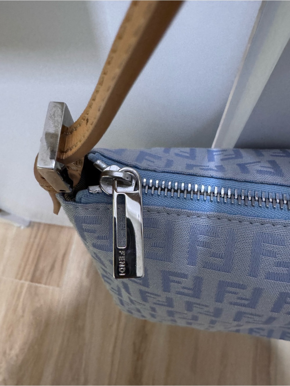 Fendi FF Zucchino Pochette Baby Blue Like New Vintage - Picture 8 of 8